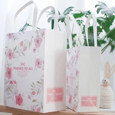 32*11*38cm CMYK Color Luxury Kraft Paper Carry Bags